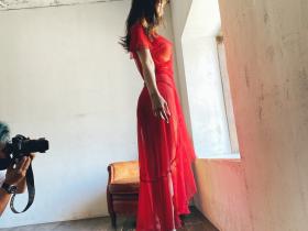 新一代身材教科书!八蜜凛提前现身!