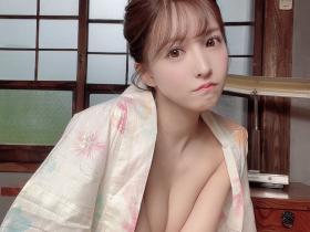 「三上悠亚」浴衣照被发现「没穿内裤」,诱惑巨尻形状被看光光了!