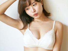 新ありな(新有菜)推荐!女优自拍都用这个APP!