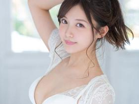 等了超过一年⋯之前Faleno Star的最强新人终于又有片子了!