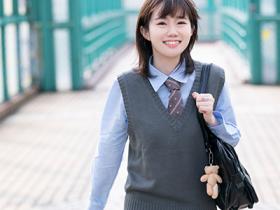 电击回归!曾是偶像也是大型专属女优的她被无码卖家捕获了!