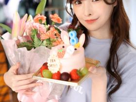 这个月没有作品!第一美腿新ありな(新有菜)怎么了?