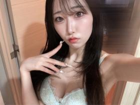 月城莉莉香(月城りり香)出道作品番号及封面,月城莉莉香个人简介