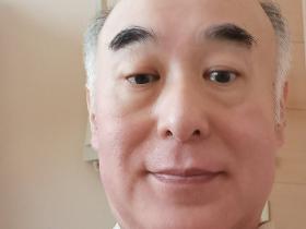 罹患罕见怪病⋯变态欧吉桑的他完全停工了!