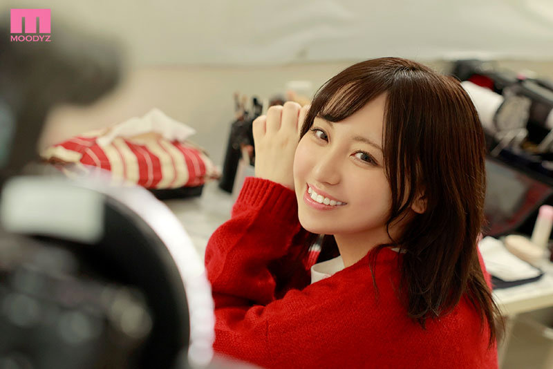 清水あんな(清水杏奈)出道作品MIFD-210发布！肉感大奶的她为了3P所以来拍片圆梦！-图片2