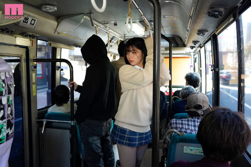石原希望作品MIDV-359发布！痴汉的超强指技让人爽翻，美少女牵丝般的爱液要满出了-图片3