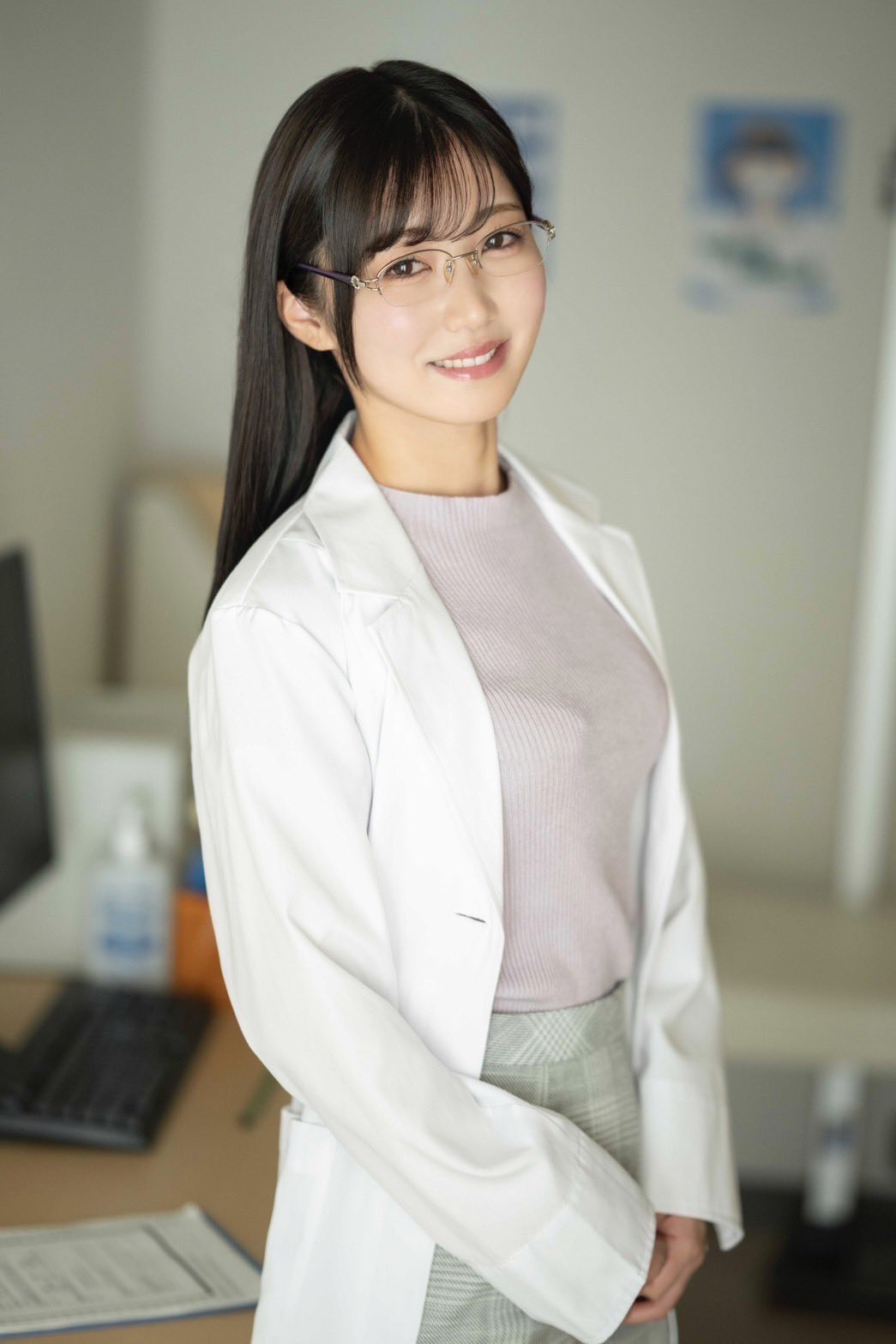 大槻ゆりか(大槻百合香)出道作品MIFD-481发布！性经验只有一次的保健室老师，下海吸取健康教育知识！-图片10