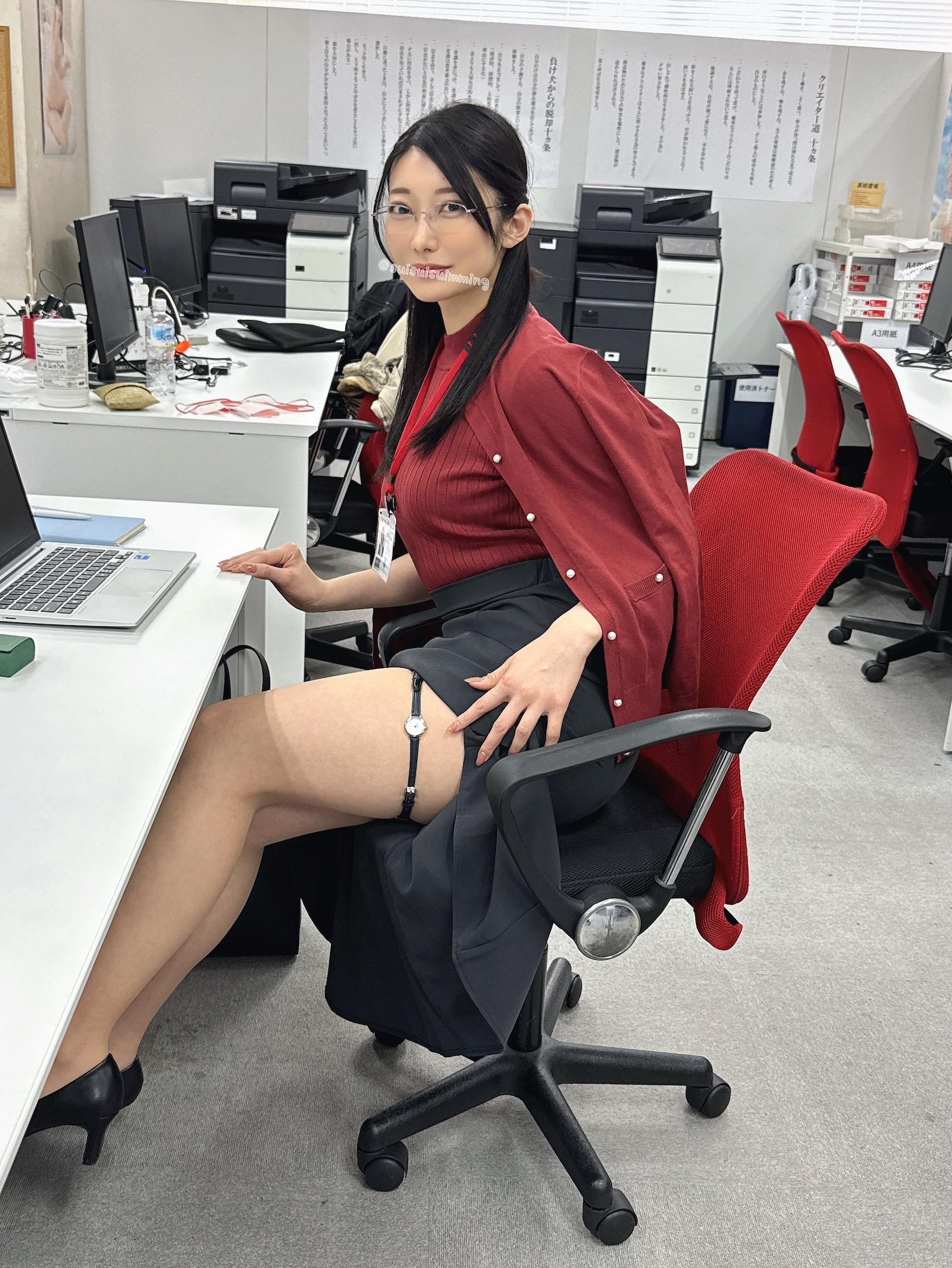 SOD集团最强秘密兵器！168公分、大长腿的女子社员「解禁」准备出道？-图片3