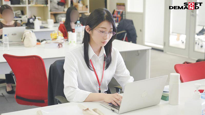 惊！被当做秘密武器的女子社员其实是无码大王！-图片3
