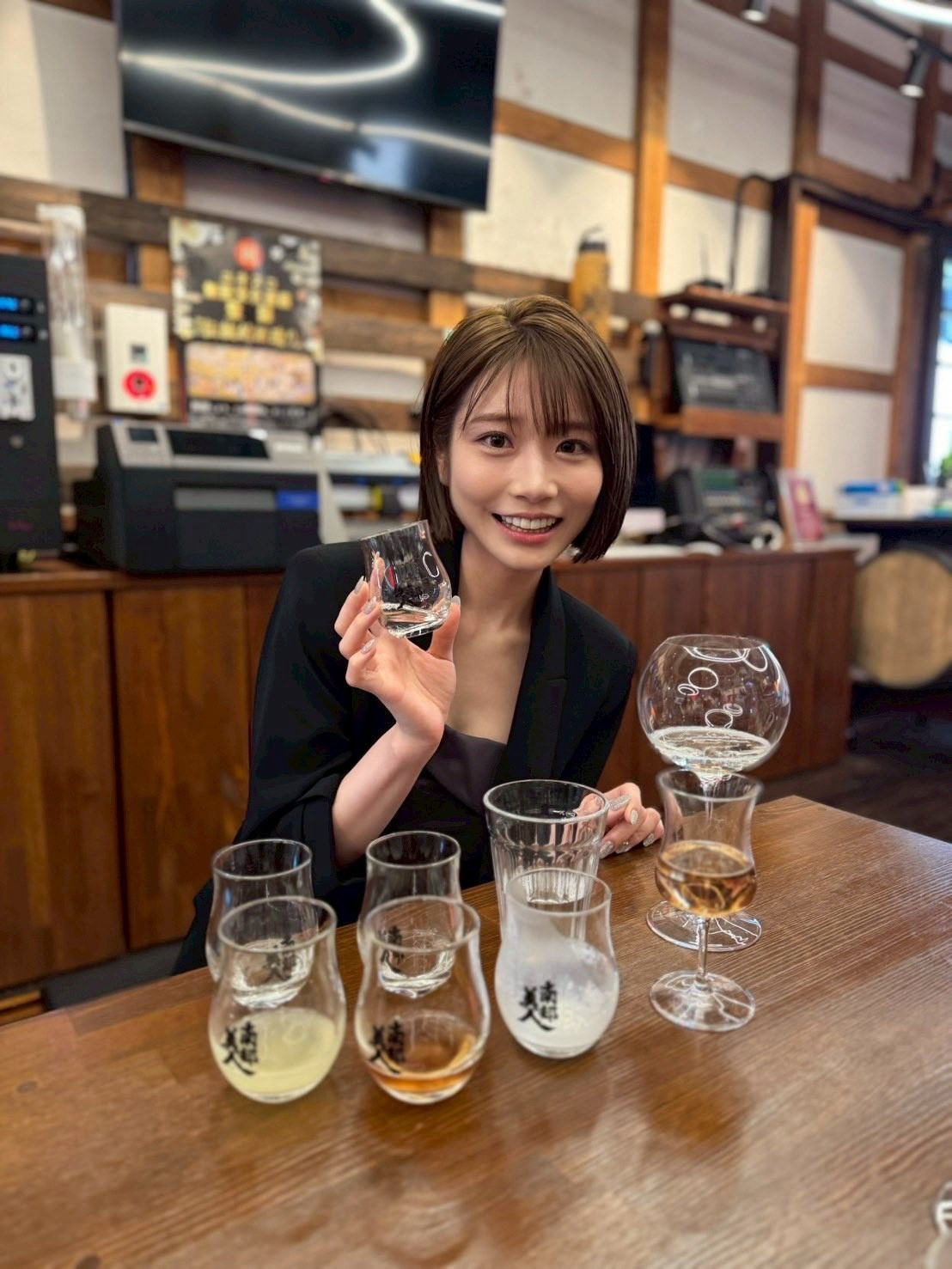 7月没有作品的同时⋯河北彩伽拍日剧了！-图片8