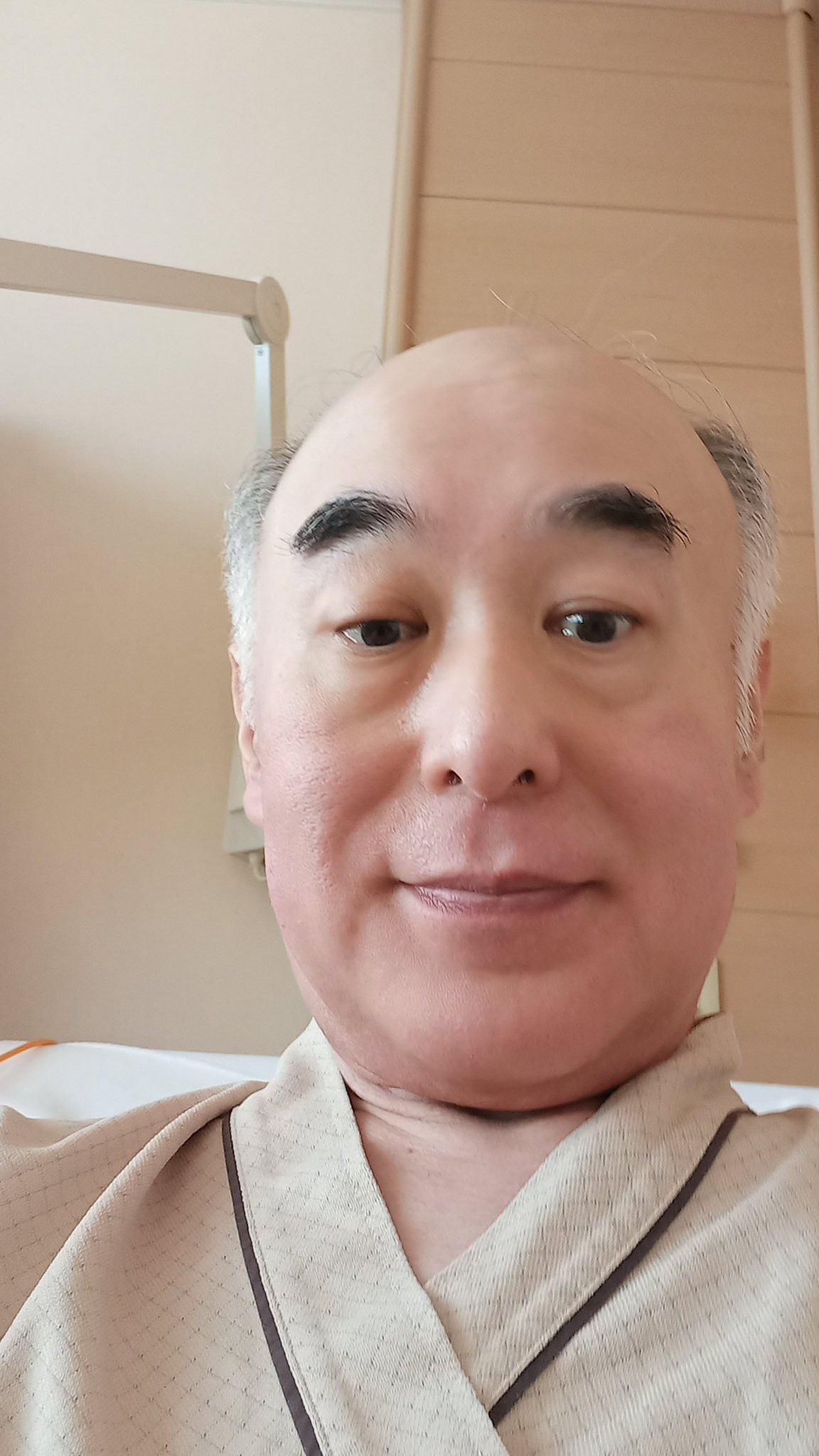罹患罕见怪病⋯变态欧吉桑的他完全停工了！-图片1