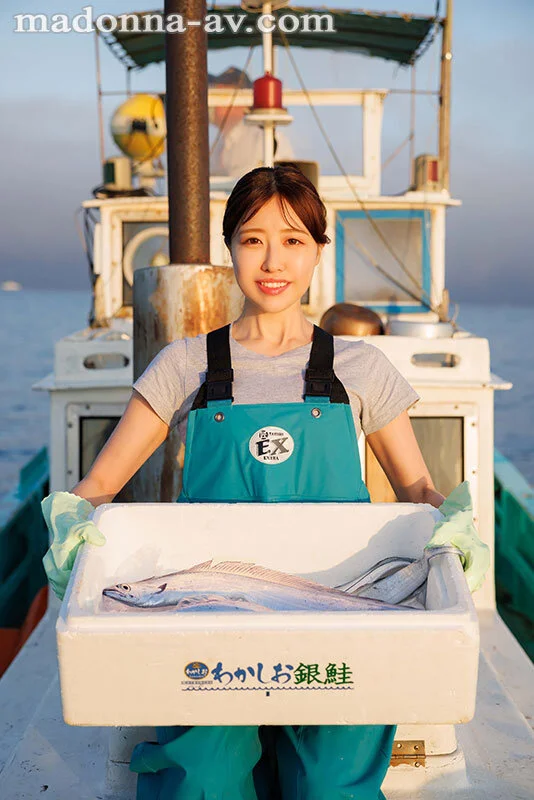 三好舞花出道作品JUR-559发布！饱受海风吹拂的健康Body！她出道找回当女人的快乐！-图片2