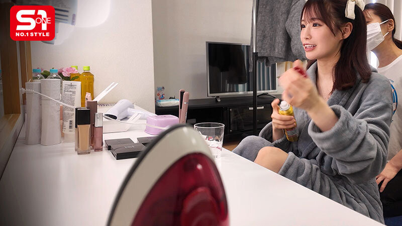 未歩なな(未步奈奈)作品SONE-904发布！走到哪里都被突袭！先吓死她再爽死她-图片3