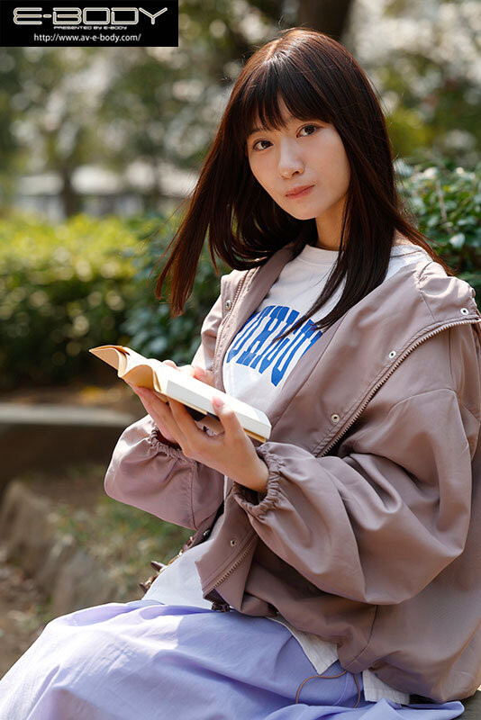 設楽ゆうひ(设乐夕日)作品EBWH-260发布！离开可爱社变E-BODY！衣服脱下来胸部超大的她帮男友开处！-图片2