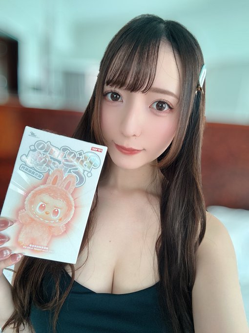 小花暖(小花のん)11月6日最新作品番号及封面，小花暖个人简介-图片1