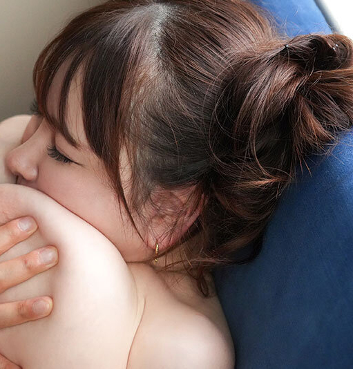 電車で通勤中の爆乳OLを囲い込み集団痴漢身動きを奪って揉みイカせサイレントぶっかけ輪姦 Himari 4